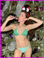 Alicia Arden Nude Pictures