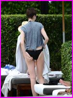 Anne Hathaway Nude Pictures