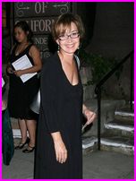 Annie Potts Nude Pictures