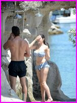 Kelly Brook Nude Pictures