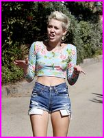 Miley Cryus Nude Pictures