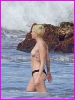 Miley Cyrus Nude Pictures