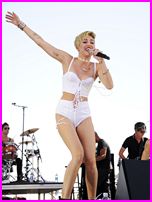 Miley Cyrus Nude Pictures