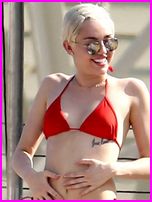 Miley Cyrus Nude Pictures