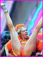 Miley Cyrus Nude Pictures