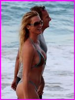 Nicollette Sheridan Nude Pictures