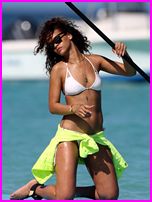 Rihanna Nude Pictures