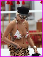 Rita Ora Nude Pictures