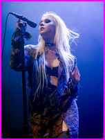 Taylor Momsen Nude Pictures