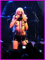 Taylor Momsen Nude Pictures