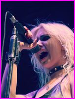 Taylor Momsen Nude Pictures