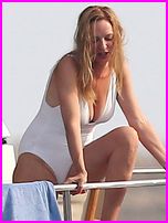 Uma Thurman Nude Pictures