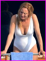 Uma Thurman Nude Pictures