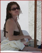 debra-messing_10.jpg - 163 KB