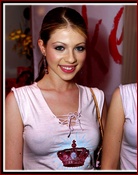 michelle-trachtenberg_02.jpg - 182 KB