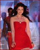 michelle-trachtenberg_12.jpg - 128 KB