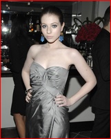 michelle-trachtenberg_10.jpg - 162 KB