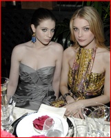 michelle-trachtenberg_16.jpg - 184 KB