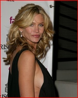 natasha-henstridge_07.jpg - 173 KB