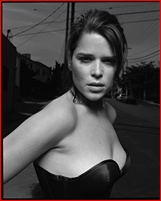 neve-campbell_10.jpg - 166 KB