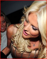 victoria-silvstedt_05.jpg - 240 KB