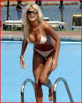 victoria-silvstedt_16.jpg - 187 KB
