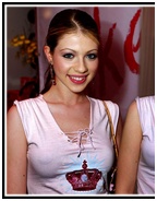 michelle-trachtenberg_02.jpg - 182 KB