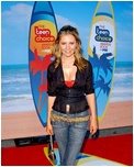 Beverley Mitchell Papaprazzi Nipslip And Posing Pics Pictures Gallery