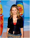 Beverley Mitchell Papaprazzi Nipslip And Posing Pics Pictures Gallery