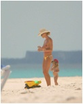 Elle McPherson Paparazzi Topless Shots Nude Pictures