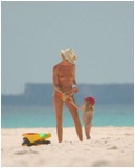 Elle McPherson Paparazzi Topless Shots Nude Pictures