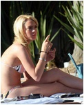 Lindsay Lohan Paparazzi Bikini Shots Nude Pictures