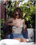 Mischa Barton Paparazzi Bikini Shots Nude Pictures