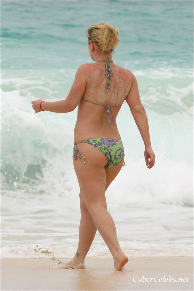 Kelly clarkson naked pictures