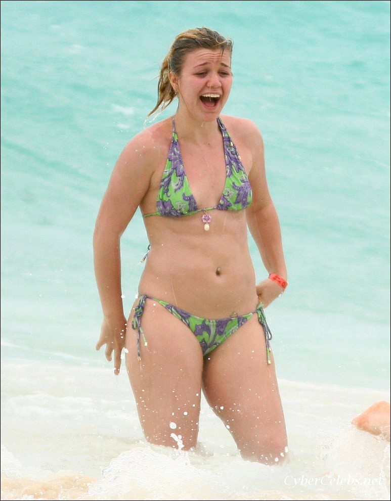Kelly clarkson nude pictures