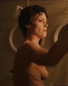 Sigourney Weaver Nude Pictures