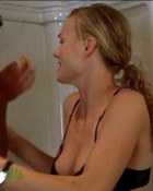 Yvonne Strahovski Nude Pictures