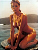 Amanda Righetti Nude Pictures