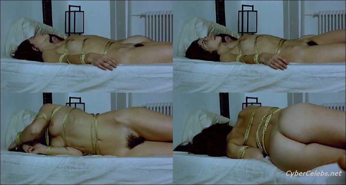 Mouglalis nude anna Anna mouglalis. 