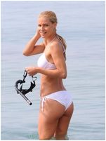 Michelle Hunziker Nude Pictures