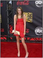 Miley Cyrus Nude Pictures