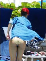 Rihanna Nude Pictures