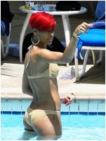 Rihanna Nude Pictures