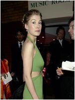 Rosamund Pike Nude Pictures